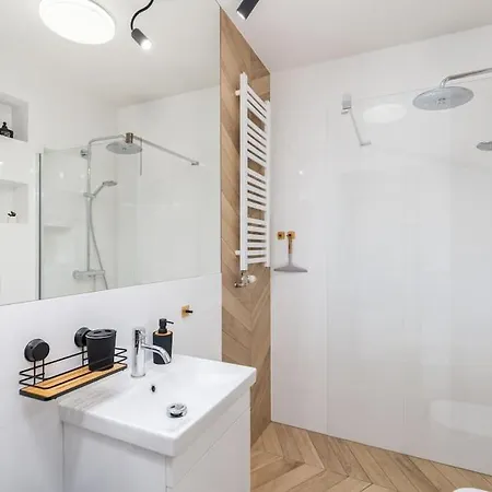 Blueapart Mogilska * Krakov