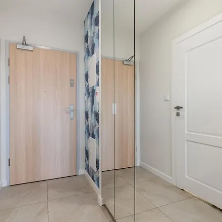 Blueapart Mogilska Διαμέρισμα Krasków